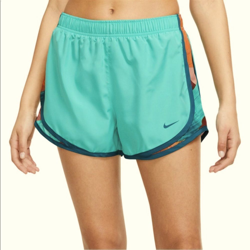 NWT Nike Medium Shorts